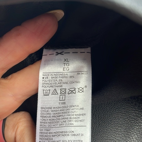 Old Navy Stevie High rise Black Faux Leather Pants Womens XL NWT Pull on - Picture 5 of 11